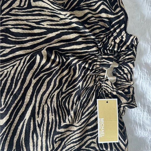 Michael Kors Animal Print Top - Picture 3 of 6
